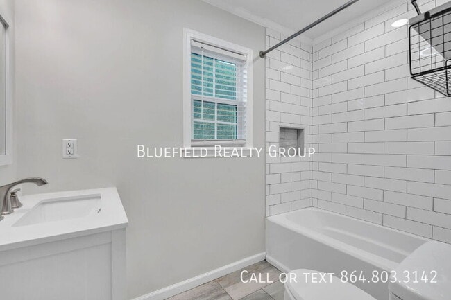 Building Photo - 47 Spartanburg St