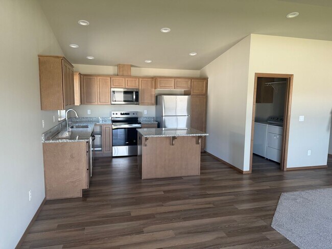 Building Photo - New Construction 3 bed, 2 bath!