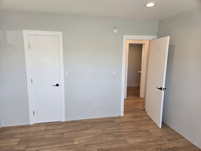 Building Photo - 14700 Hubbard St