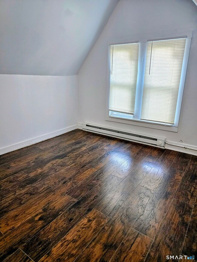 Building Photo - 27 Waterville St