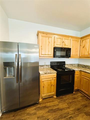 Building Photo - 212 Lasso Cir