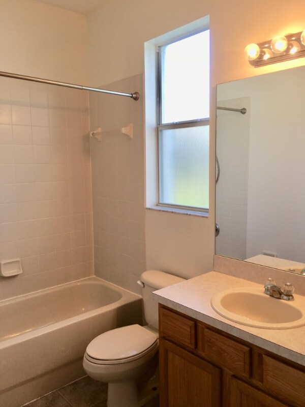 Building Photo - 8055 Spirit Ct