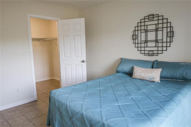 Building Photo - 2625 FL-590