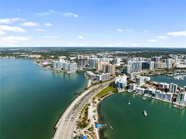 Building Photo - 97 Sunset Dr