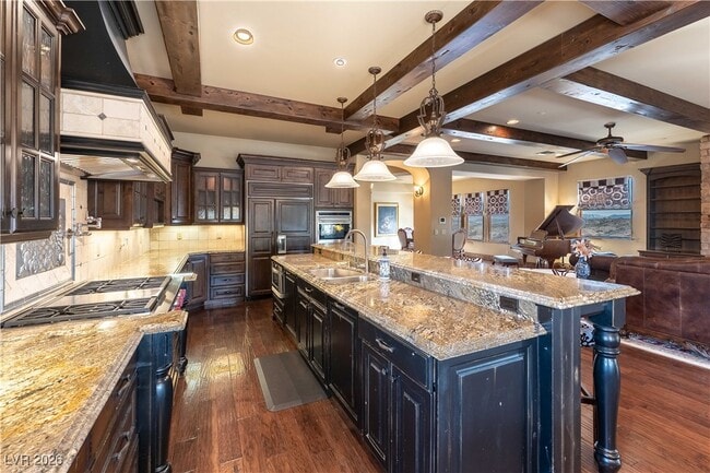 Building Photo - 15 Vía Lido