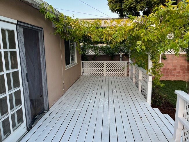 Deck with Foliage - 10804 Ashby Ave
