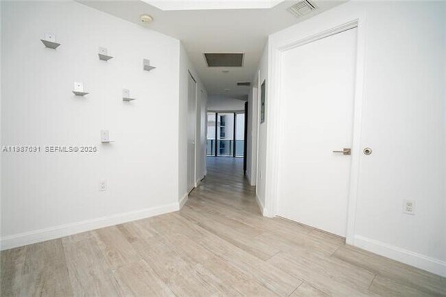 Building Photo - 55 SW 9th St