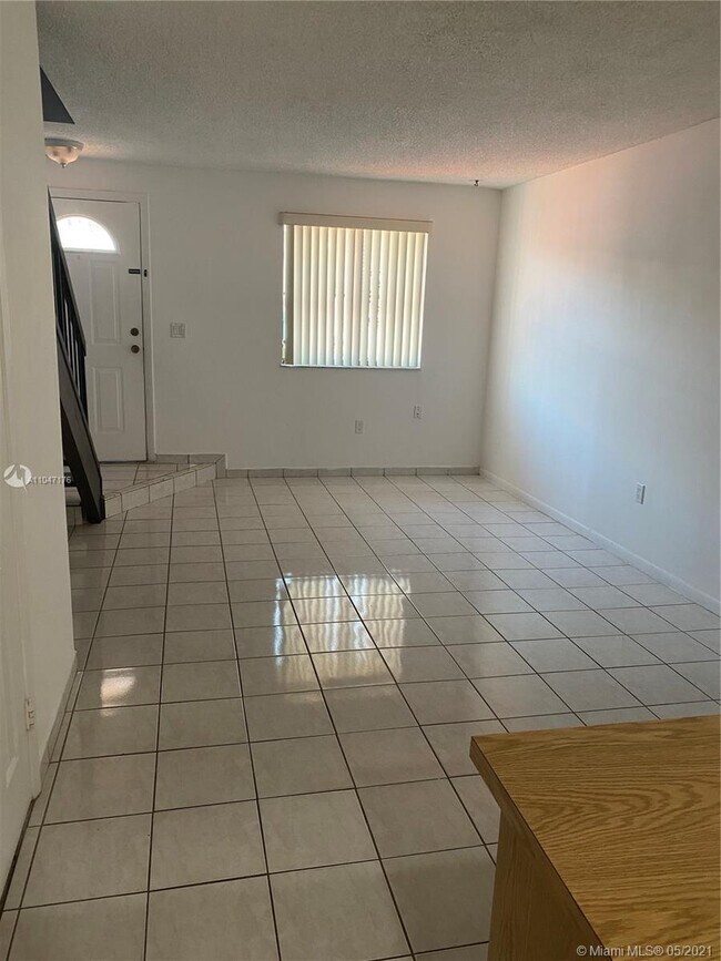 Building Photo - 1809 SW 107th Ave