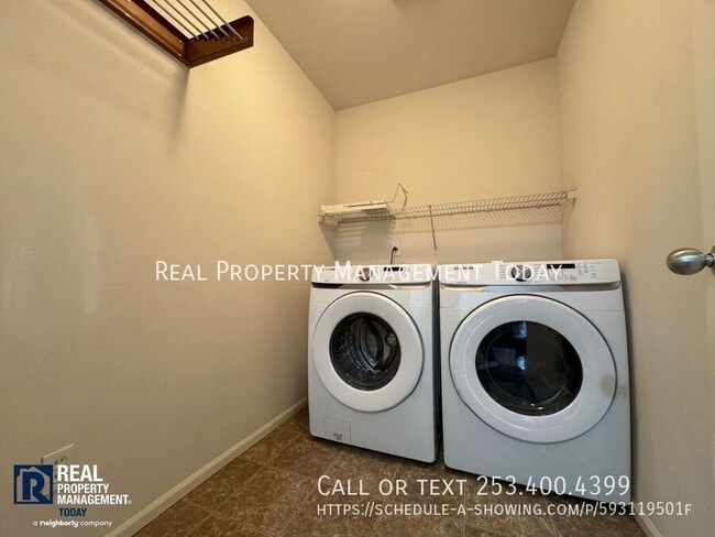 Building Photo - 4431 S 220th St