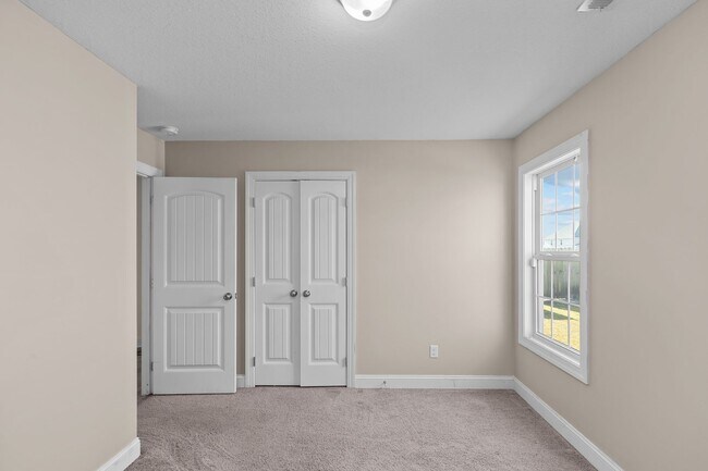 Building Photo - 3 Bedroom 2 Bathroom Home in Onslow Bay!