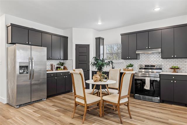 Building Photo - 1900 Rosemary