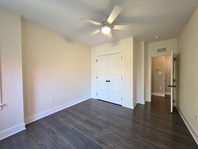 Building Photo - Gorgeous one of a kind 5 bedroom home fully updated