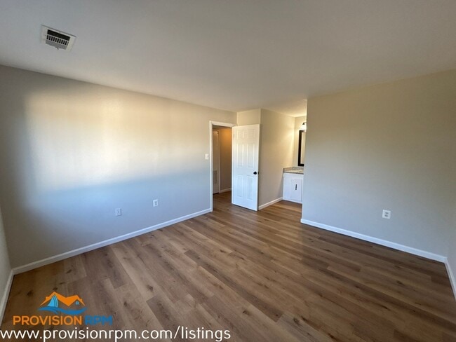 Building Photo - 611 Oakland Hills Ct