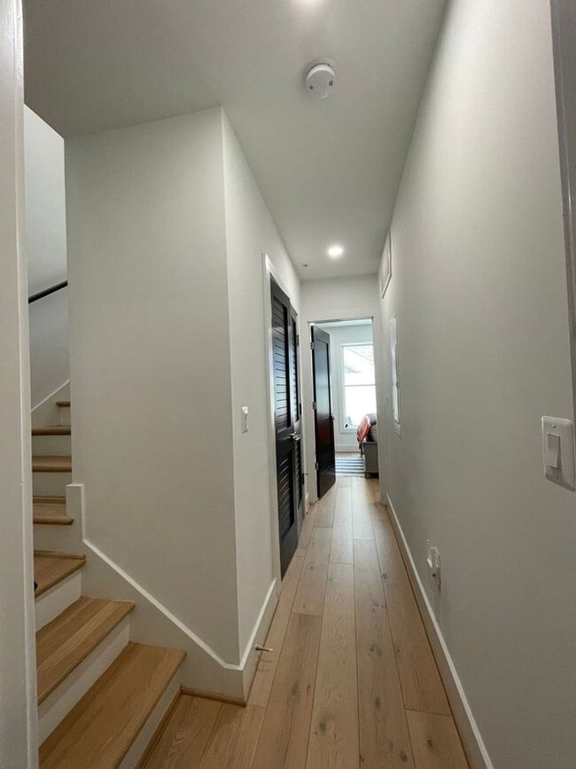 Building Photo - Charming 2BR House in Washington, DC