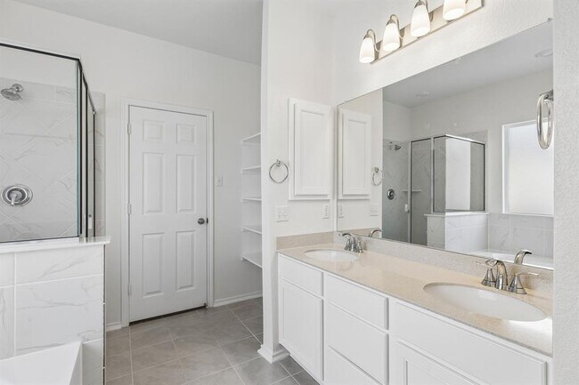 Building Photo - 4481 Acerno St