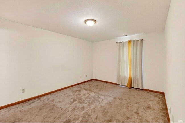 Building Photo - 1265 Virginia Ct