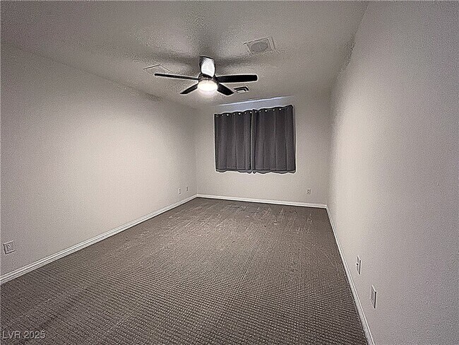 Building Photo - 1740 Camara Dr