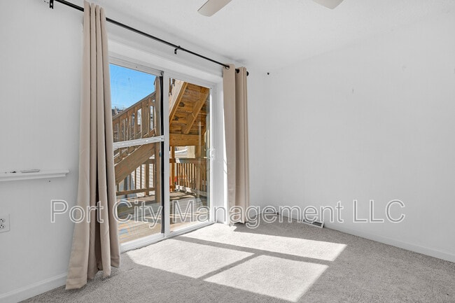 Building Photo - 639 Harvey St