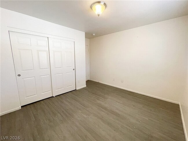 Building Photo - 1836 N Luna Alegre St