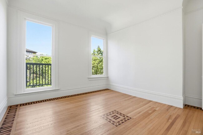 Building Photo - 172 Bella Vista Ave