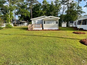Building Photo - 2 Bedroom, 2 Bathroom Single Wide in Sunse...