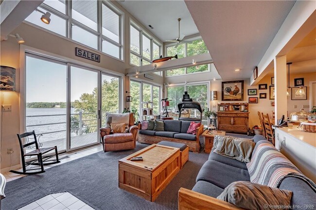 Building Photo - 166 Old Colchester Rd