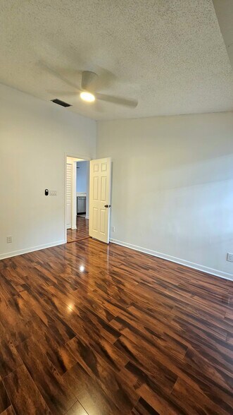 Building Photo - 1189 NW 122nd Ter