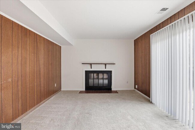 Building Photo - 5516 Dunsmore Rd