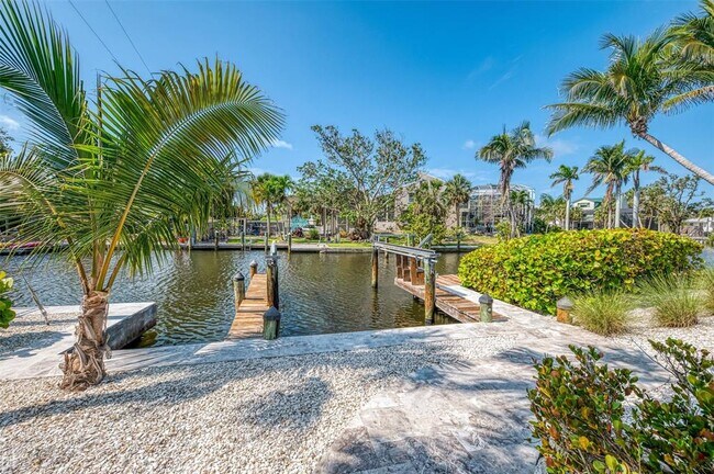 Building Photo - 412 Treasure Boat Way