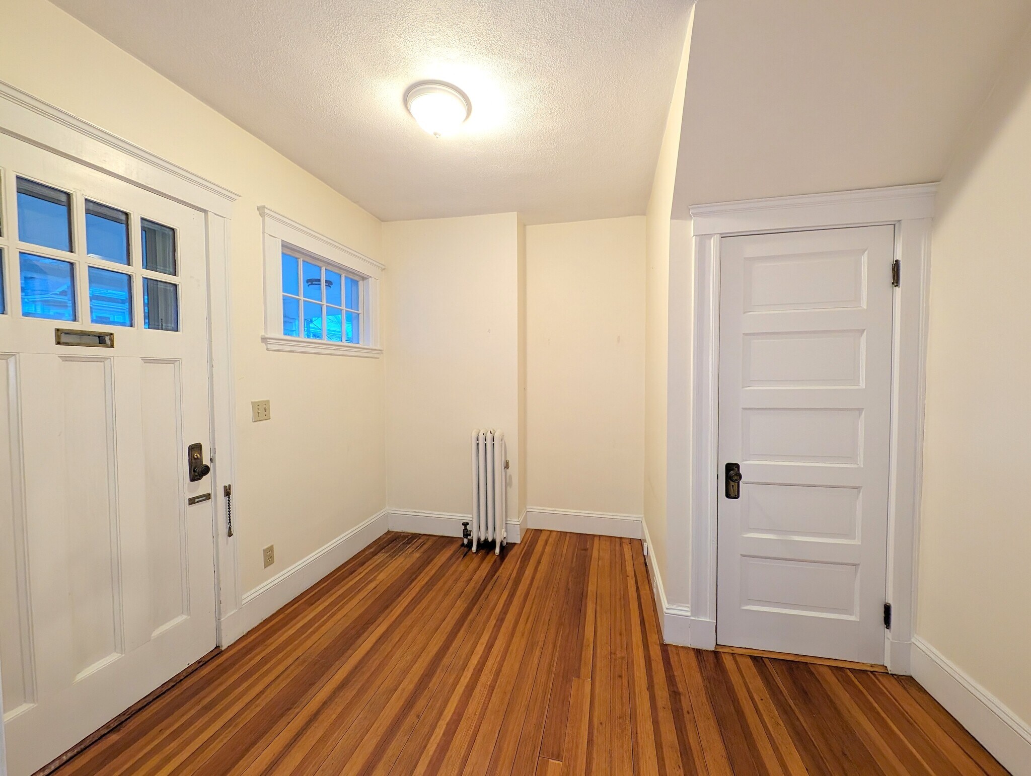 Building Photo - 5 Freeman St