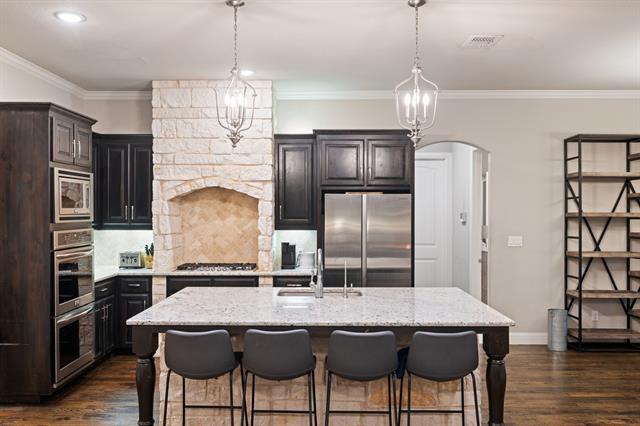 Building Photo - 251 Hlavek Rd