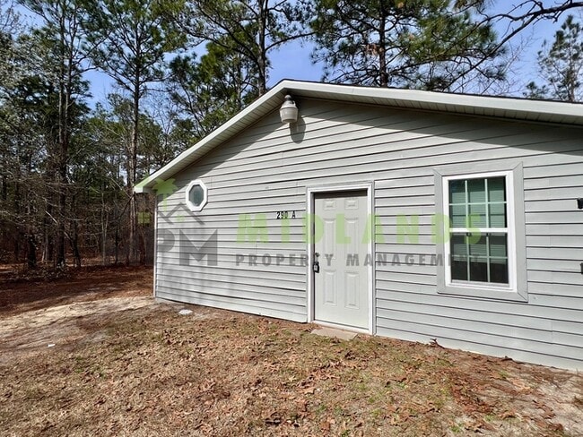 Building Photo - 290A Browning Court