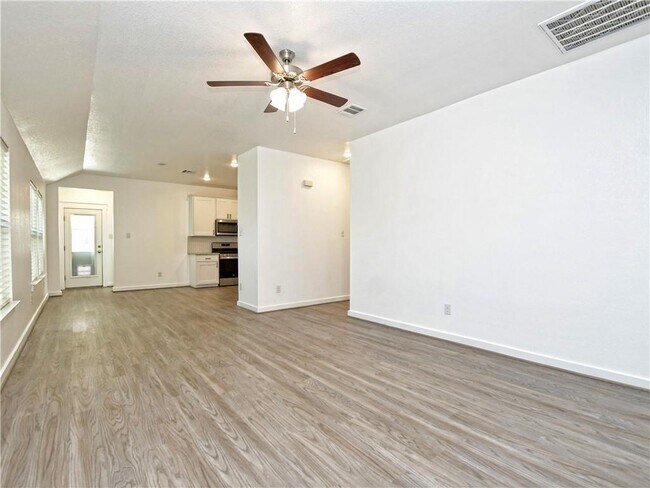 Building Photo - 116 Nogalito Wy