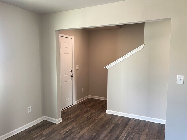 Building Photo - Wonderful Home in The Highlands