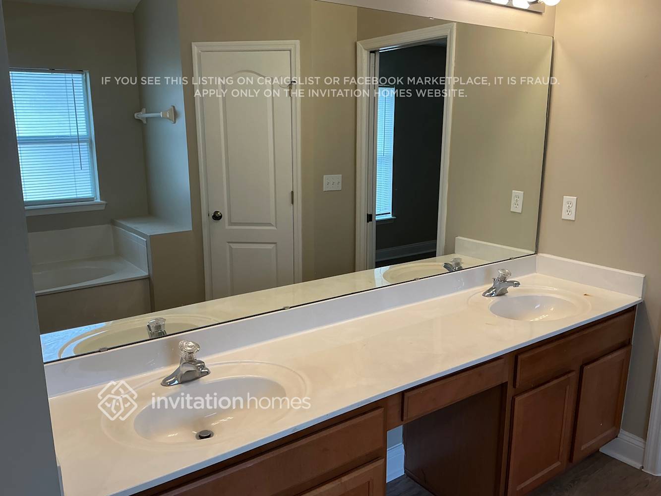 Building Photo - 9503 Woodleigh Mill Dr