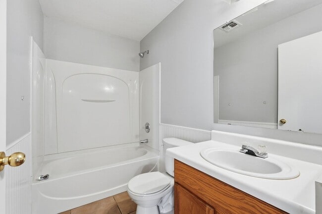 Building Photo - Johnson Ranch 3 Bedroom! Tile Throughout All Appliances!