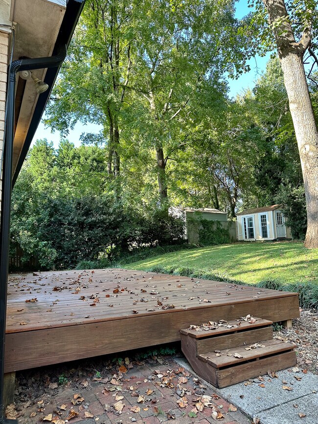 Building Photo - 5221 Greenbrook Dr