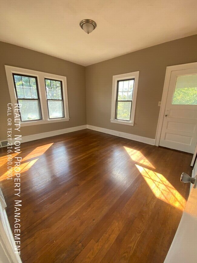 Building Photo - 3536 Hildana Rd