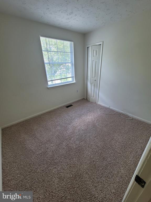 Building Photo - 6406 Bear Ct