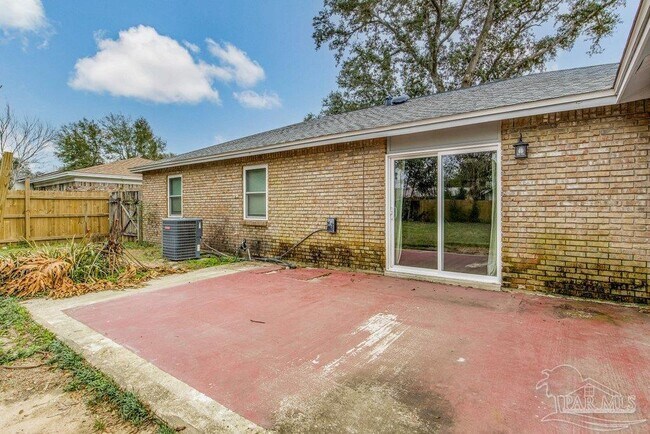 Building Photo - 5779 Wickford Ln