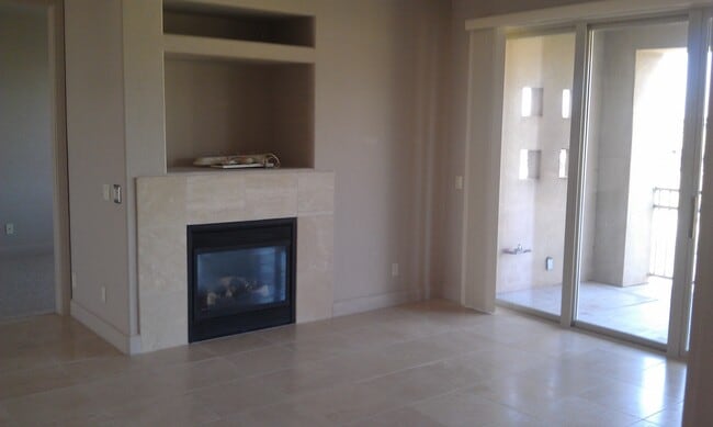 Building Photo - Condo on Sunbrook Golf Course