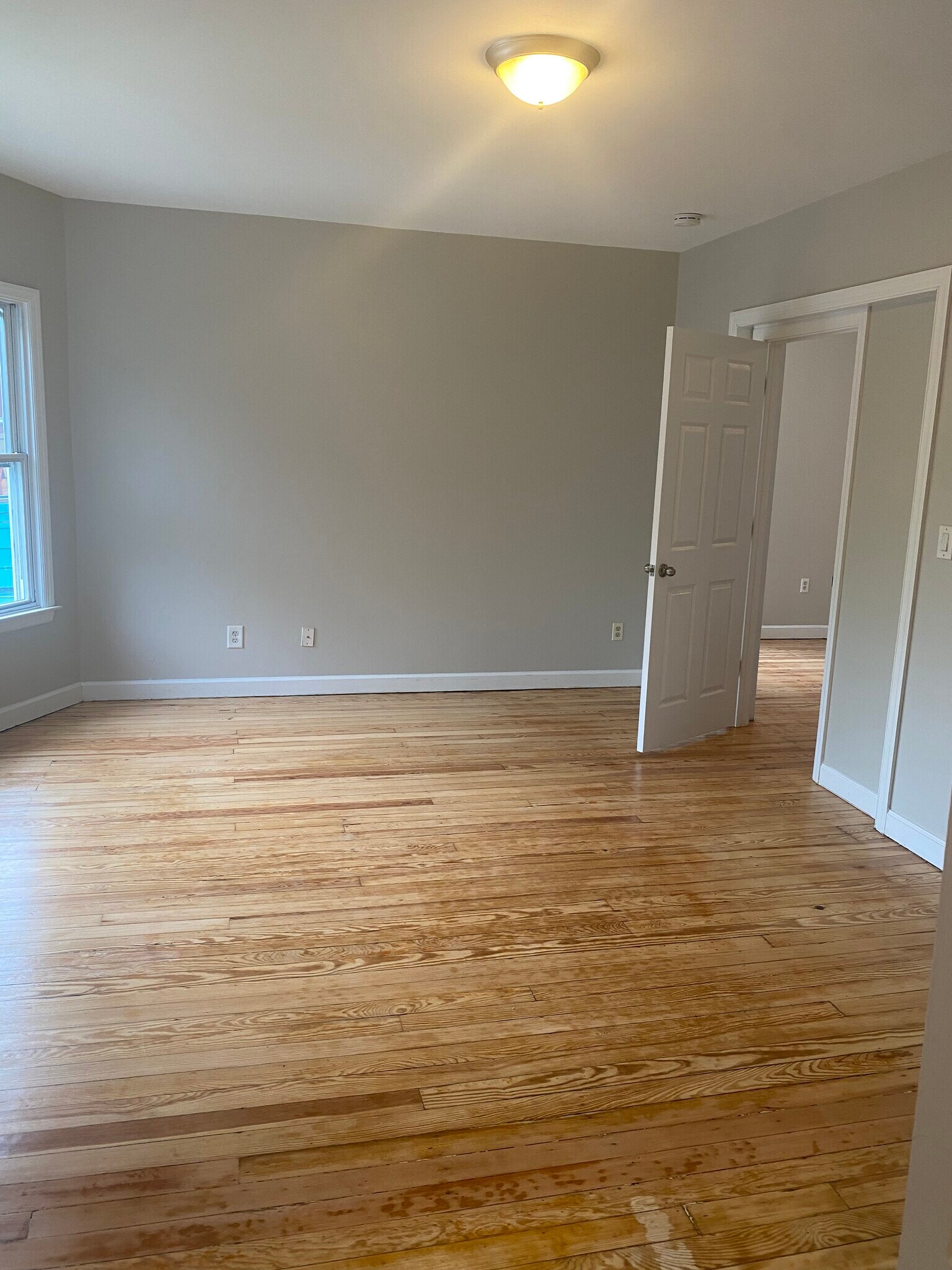 Building Photo - 134 Shelton Ave