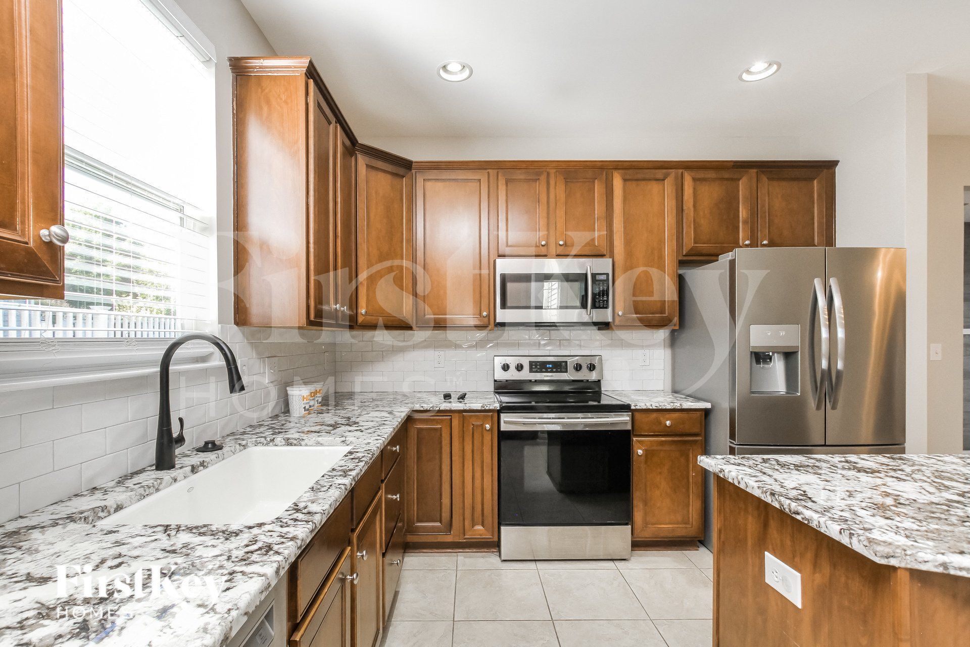 Building Photo - 15636 Seafield Ln