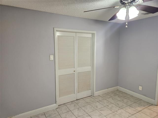 Building Photo - 3413 Urban Dr