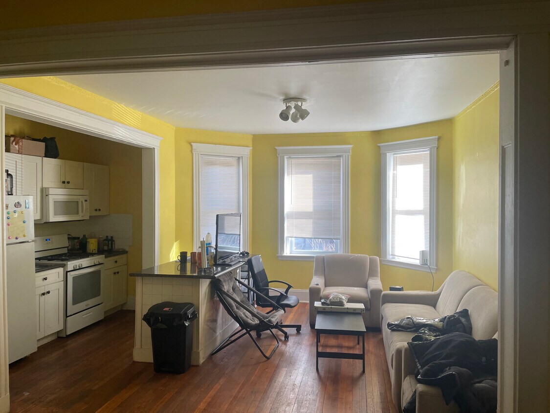 Primary Photo - 43 Orkney Rd