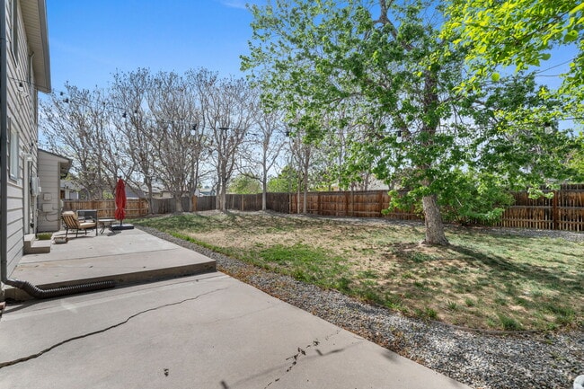 Building Photo - 15083 E 43rd Ave