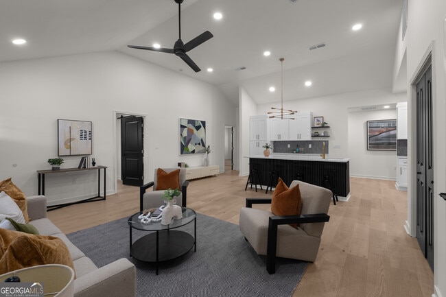 Building Photo - 1180 Fleming St