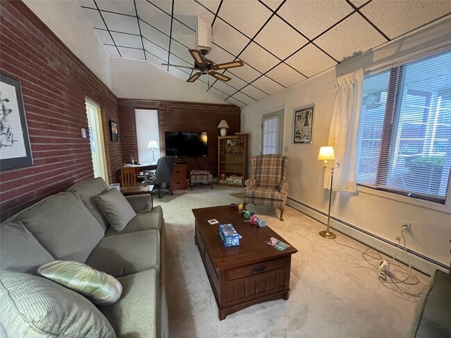 Building Photo - 1392 Marshland Rd