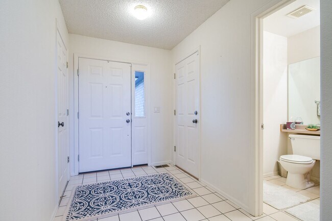 Building Photo - Spacious and Serene Home with Ideal Location near Parks, Trails, and Schools!
