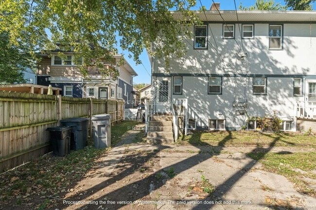 Building Photo - 3039 N Delaware St